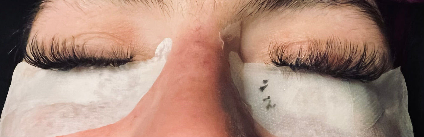 “Classic/Hybrid” Lash Extensions